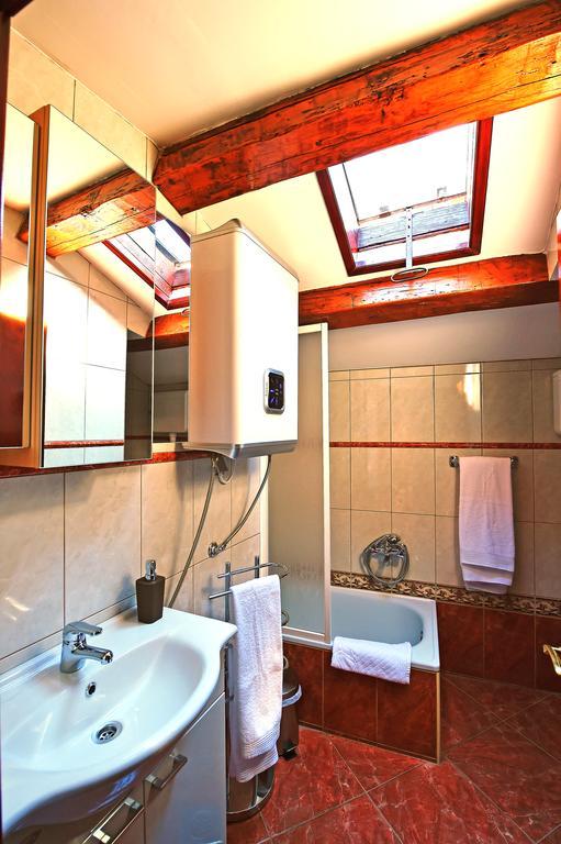 Antique Apartment Arsenale Rovinj Buitenkant foto